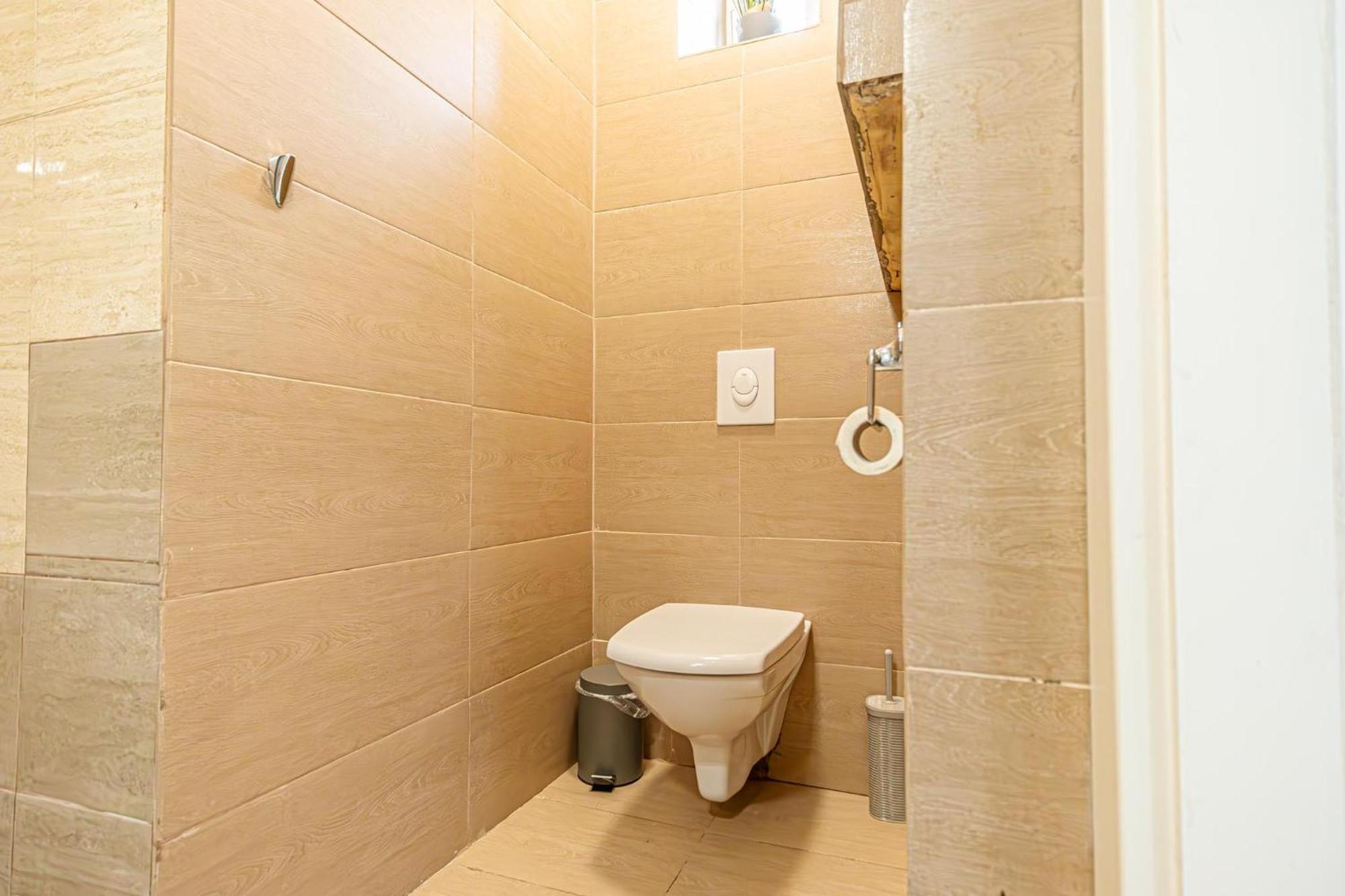 Simple Apt W Full Kitchen Wiener Stadthalle Екстер'єр фото
